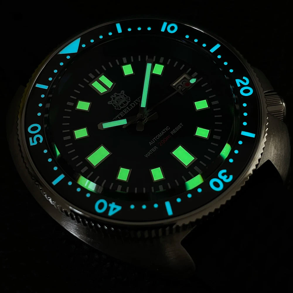Automatic Dive Watch with White Date Background, 200M Waterproof, NH35 Movement