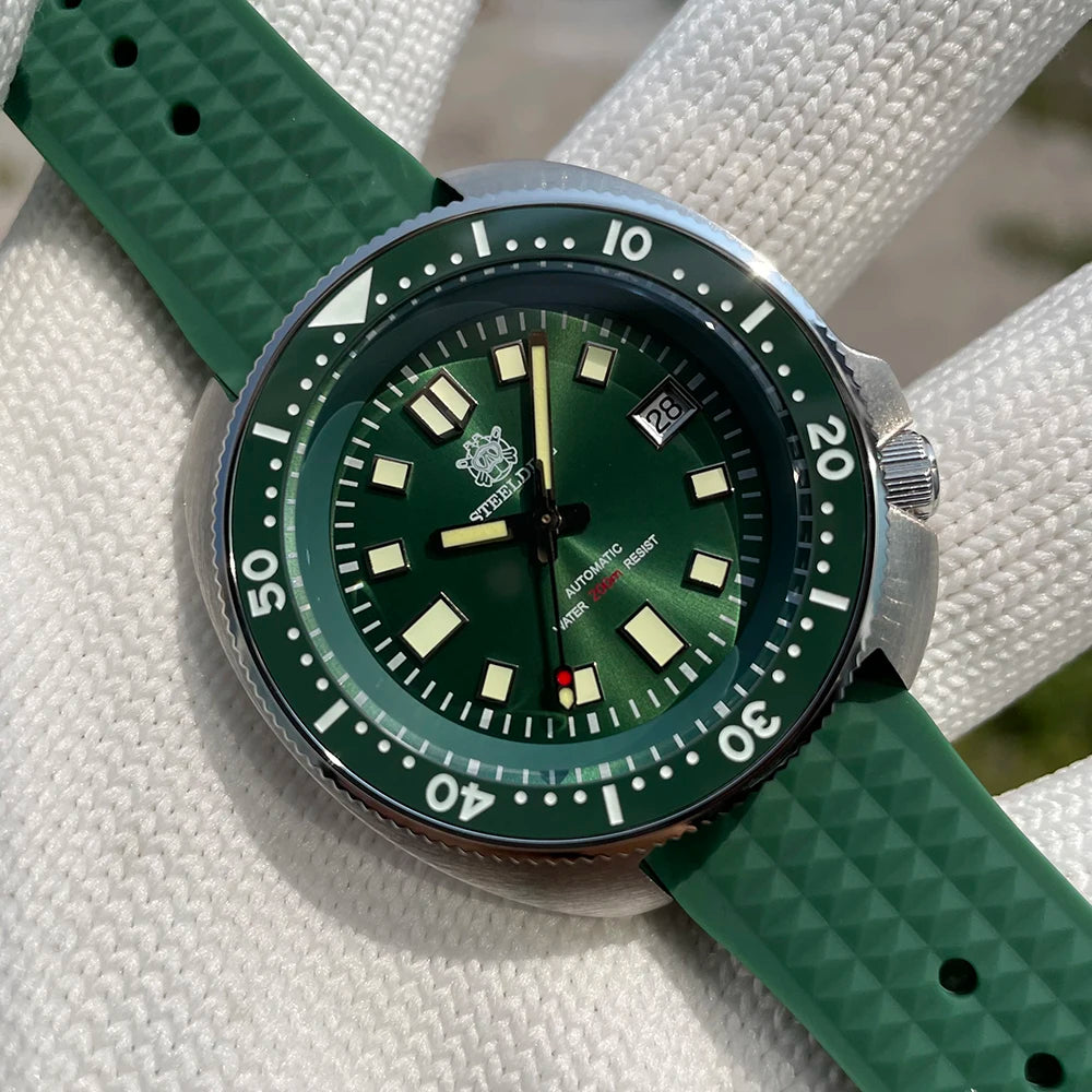 Automatic Dive Watch with White Date Background, 200M Waterproof, NH35 Movement