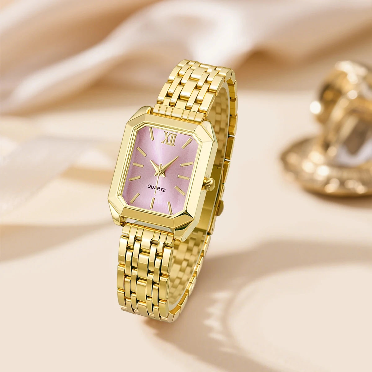 Luxury Alloy Strap Quartz Women's Wristwatch