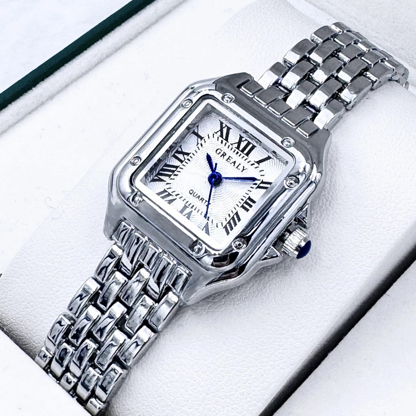 Light Luxury Women's Gold Stainless Steel Fashion Quartz Watch
