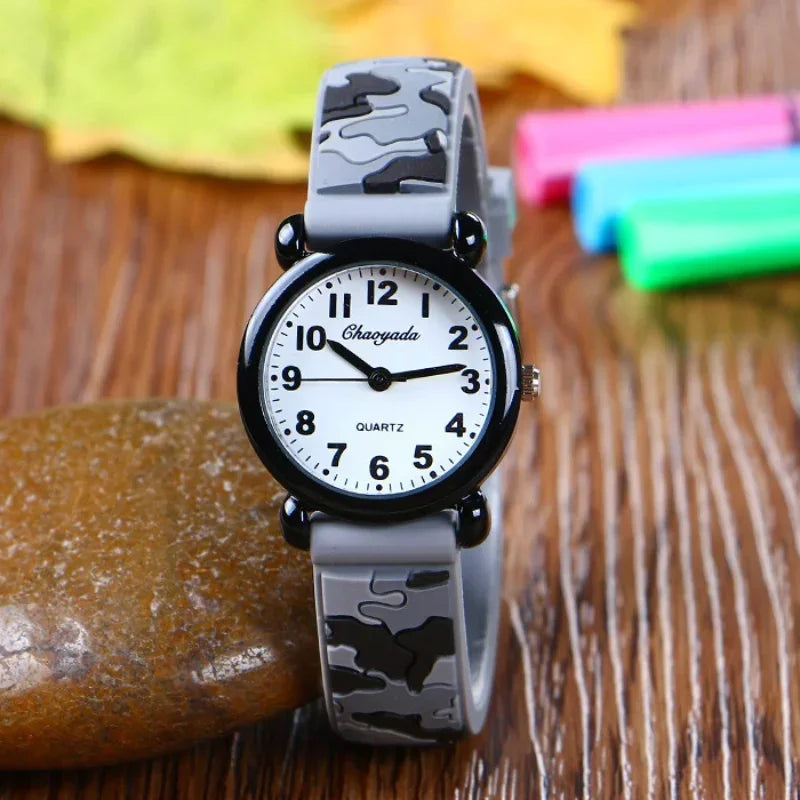 Camo Strap Cartoon Quartz Watch for Kids - Stylish and Fun