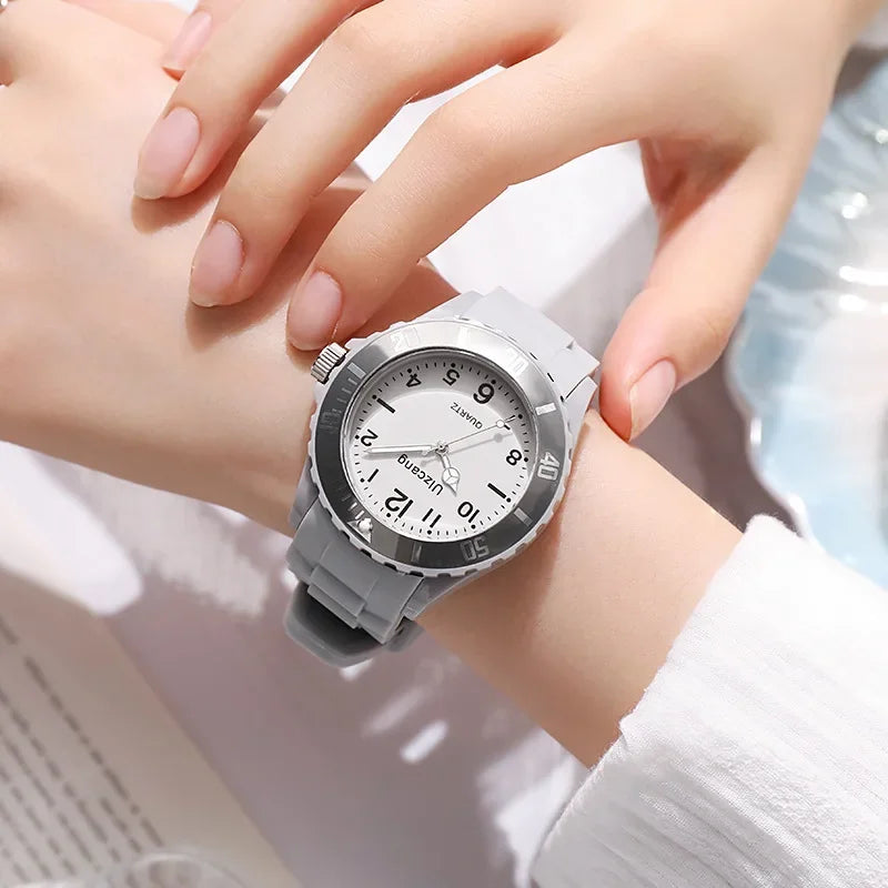 Student Fashion Quartz Watch for Kids - Sporty Transparent Silicone Design