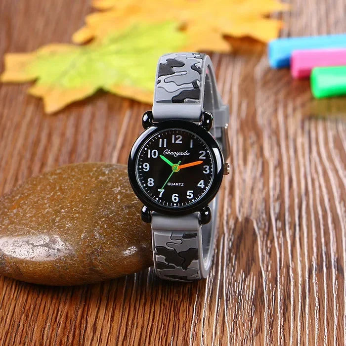 Camo Strap Cartoon Quartz Watch for Kids - Stylish and Fun