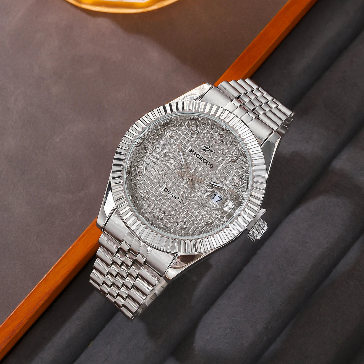 Classic Luxury Men's Quartz Wristwatch - Stainless Steel Business & Sport Style