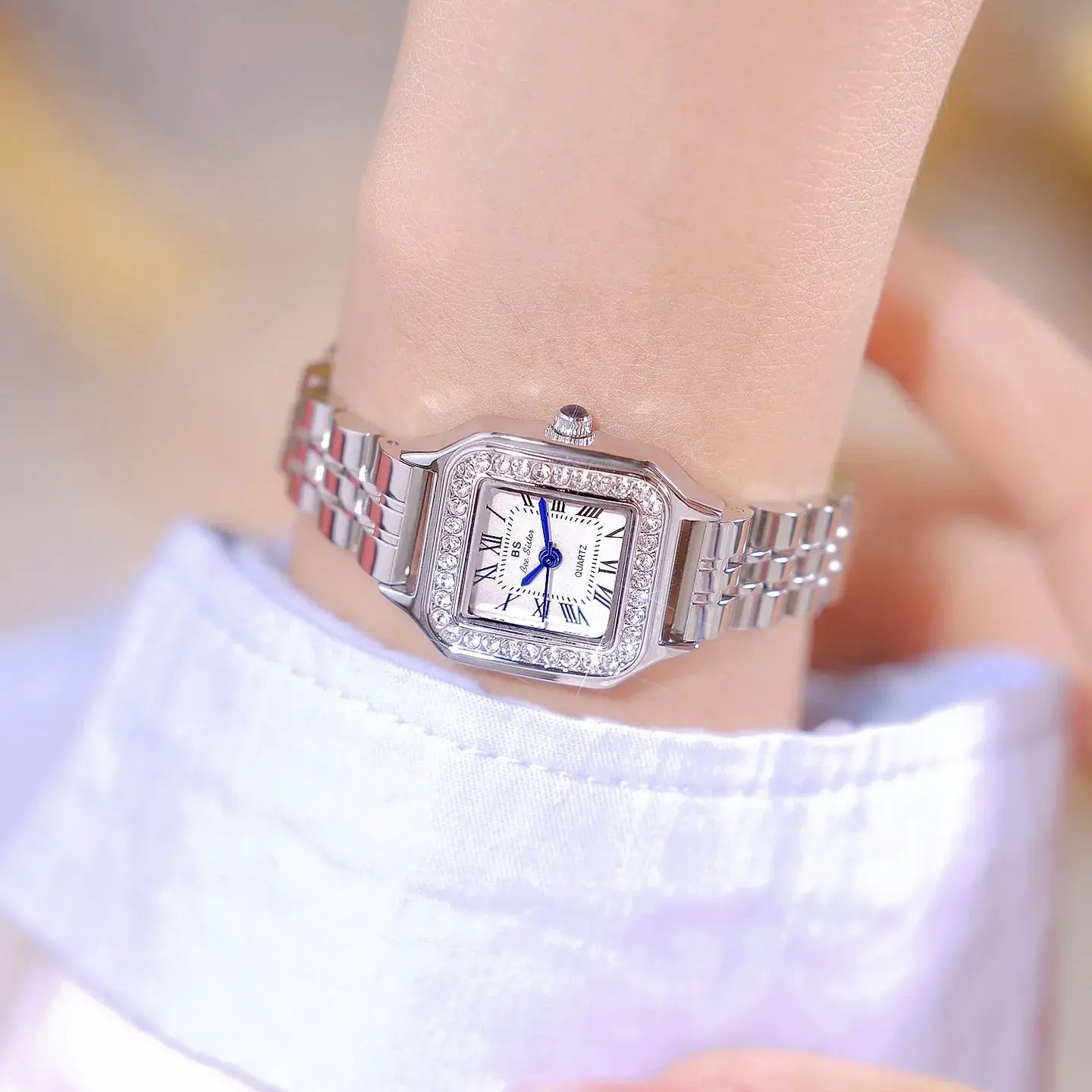 Elegant Square Women's Watch with Diamond Dial and Stainless Steel Strap