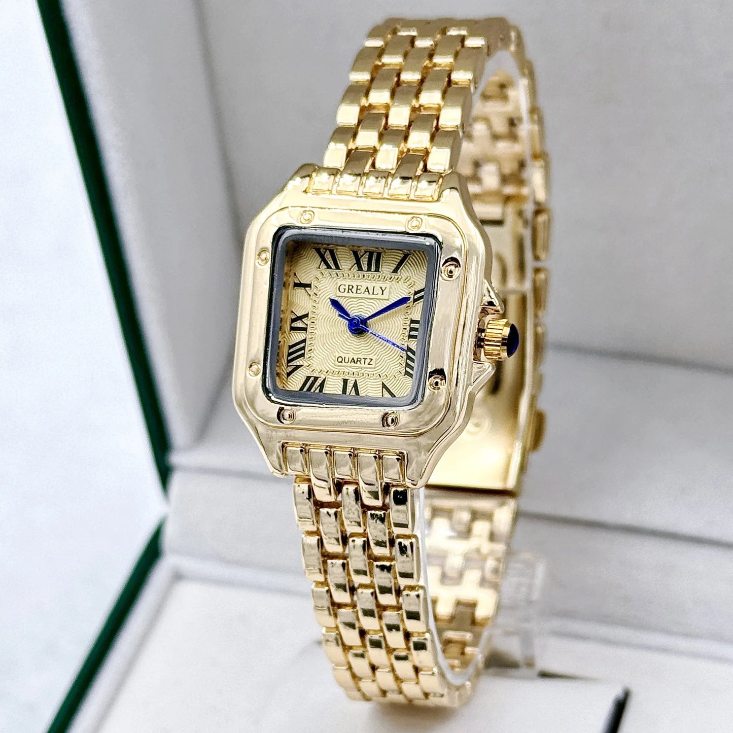 Light Luxury Women's Gold Stainless Steel Fashion Quartz Watch